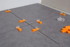 Levelit-croisillon-autonivelant-levelit